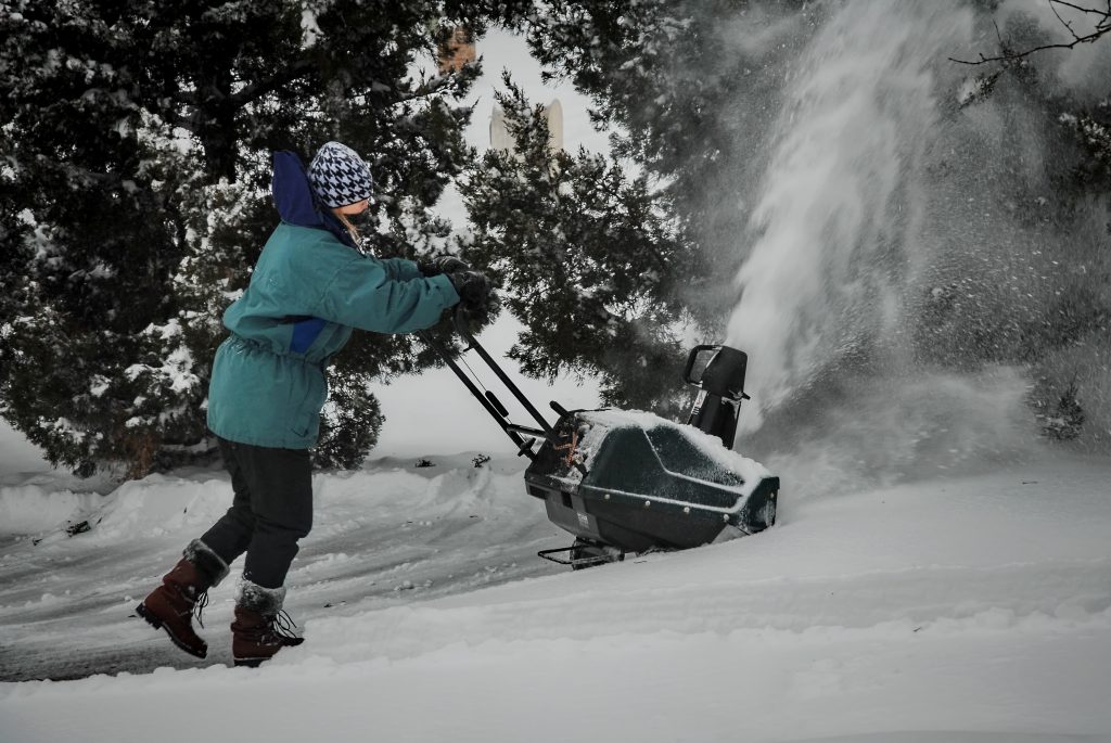 snow-blower-restrictions-know-when-and-when-not-use-them-avoid-$500-fines